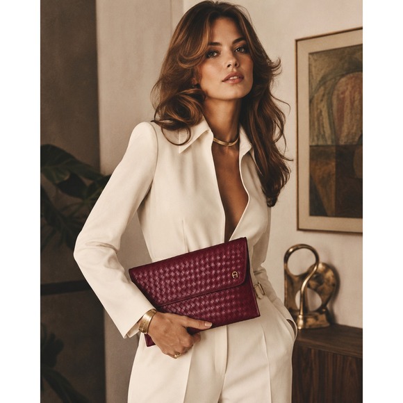 Etienne Aigner Handbags - Etienne Aigner 1970s Oxblood Woven Leather Crossbody Envelope Clutch Bag